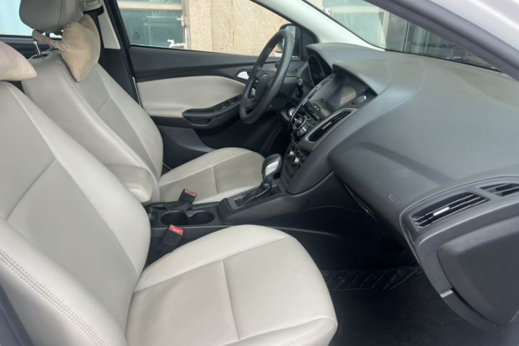 Used Ford Focus 2012 Hatchback 1.6L Automatic Comfort Model Interior 1