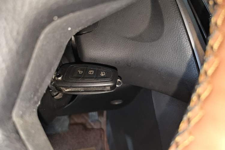 Used Ford Focus 2012 Hatchback 1.6L Automatic Comfort Model Interior 1