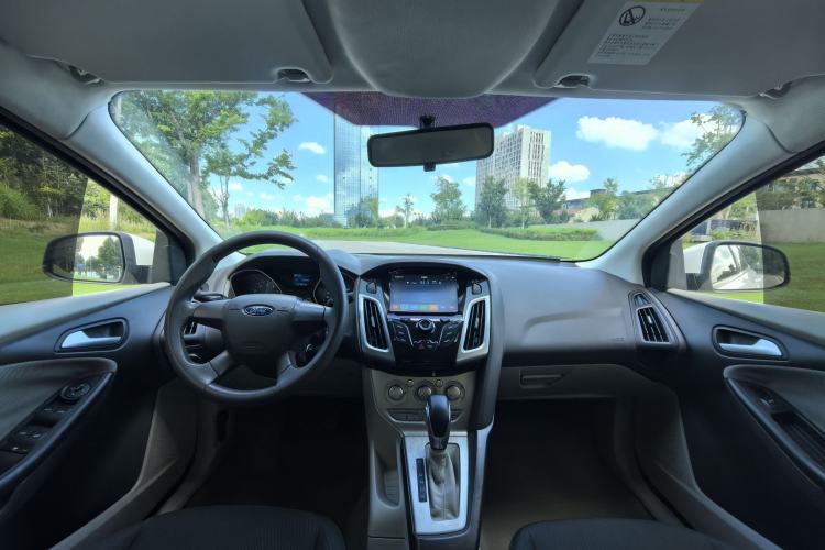 Used Ford Focus 2012 Sedan 1.6L Automatic Comfort Model Interior 3