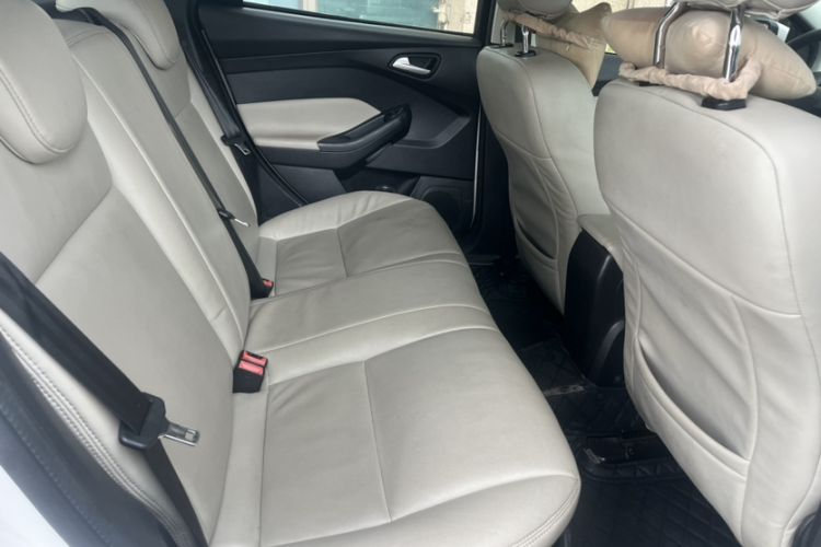Used Ford Focus 2012 Hatchback 1.6L Automatic Comfort Model Interior 3