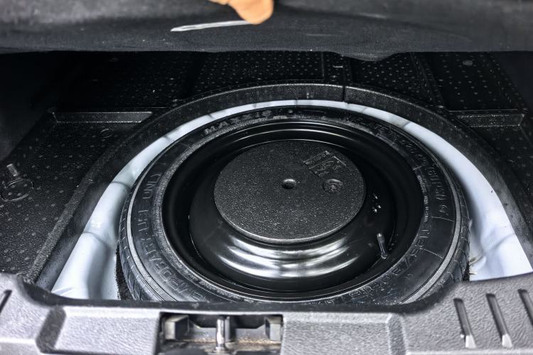 Used Ford Focus 2012 Sedan 1.6L Automatic Fashion Edition Interior 6
