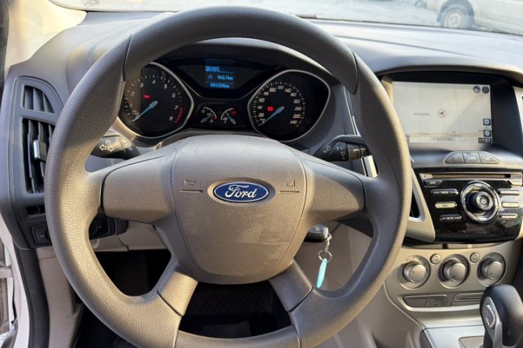 Used Ford Focus 2012 Sedan 1.6L Automatic Comfort Model Interior 7