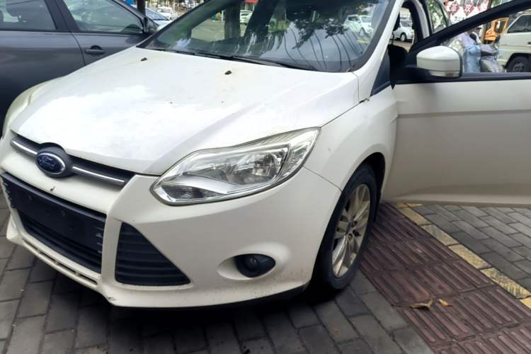 Used Ford Focus 2012 Hatchback 1.6L Automatic Comfort Model Guazi used car, China used car export, Used car for sale, Used  cars, Cheapest cars for sale