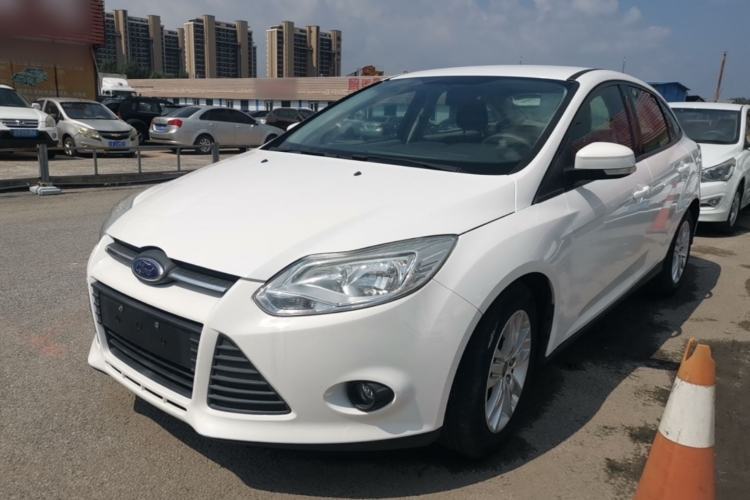Used Ford Focus 2012 Sedan 1.6L Automatic Comfort Model Guazi used car, China used car export, Used car for sale, Used cars, Cheapest cars for sale
