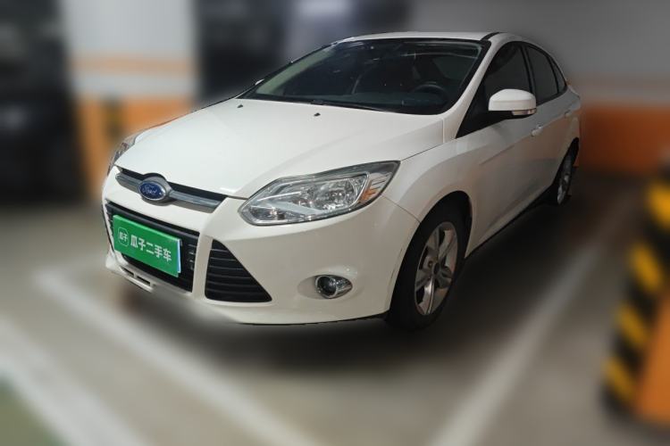 Used Ford Focus 2012 Sedan 1.6L Manual Fashion Edition Guazi used car, China used car export, Used car for sale, Used cars, Cheapest cars for sale