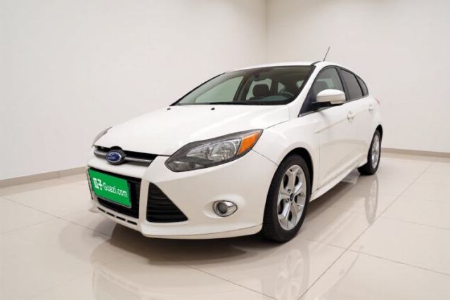 Ford Focus 2012 Hatchback 2.0L Automatic Luxury Sport Model с пробегом