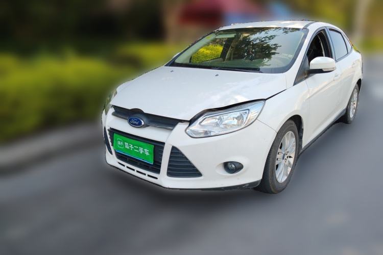 Used Ford Focus 2012 Sedan 1.6L Manual Comfort Model Guazi used car, China used car export, Used car for sale, Used cars, Cheapest cars for sale