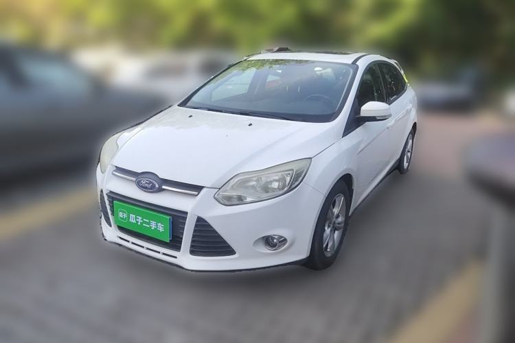 Used Ford Focus 2012 Sedan 1.6L Automatic Fashion Edition Guazi used car, China used car export, Used car for sale, Used cars, Cheapest cars for sale
