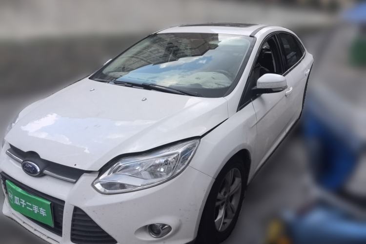 Used Ford Focus 2012 Sedan 1.6L Manual Fashion Edition Guazi used car, China used car export, Used car for sale, Used  cars, Cheapest cars for sale