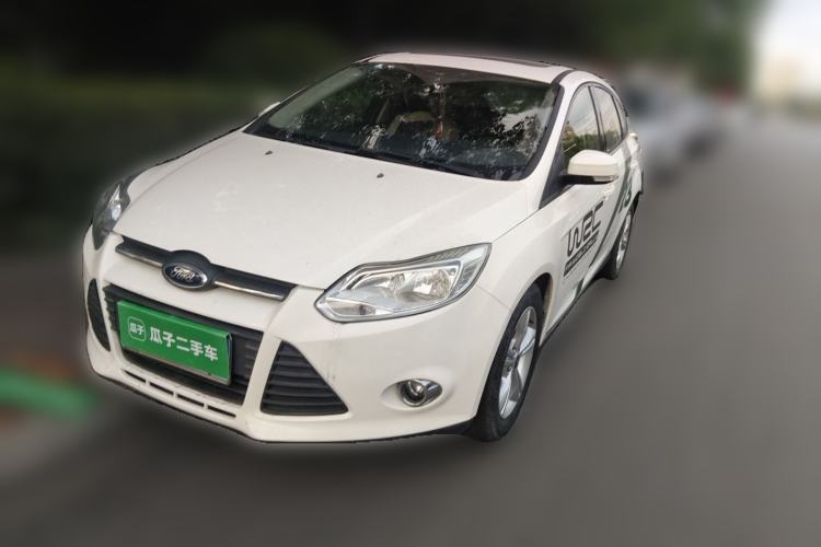 Used Ford Focus 2012 Hatchback 1.6L Manual Fashion Edition Guazi used car, China used car export, Used car for sale, Used  cars, Cheapest cars for sale