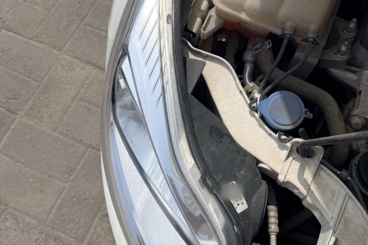 Used Ford Focus 2012 Sedan 1.6L Automatic Comfort Model Left Front Headlight
