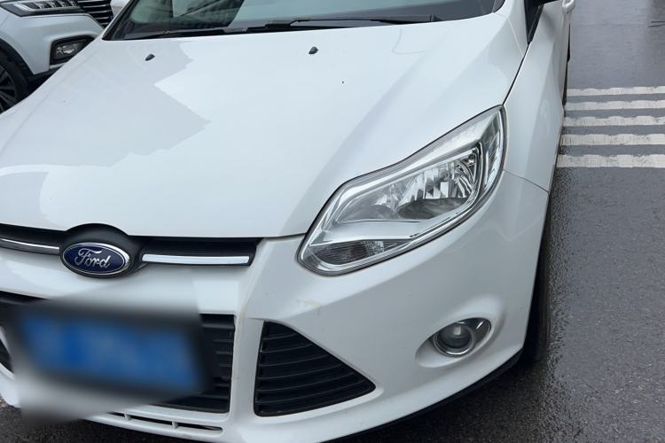 Used Ford Focus 2012 Sedan 1.6L Automatic Fashion Edition Left Front Headlight