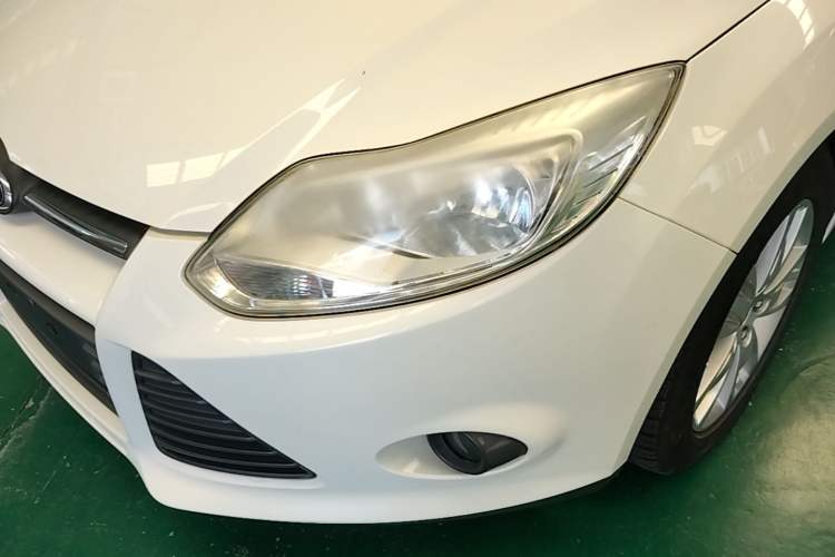 Used Ford Focus 2012 Hatchback 1.6L Automatic Comfort Model Left Front Headlight