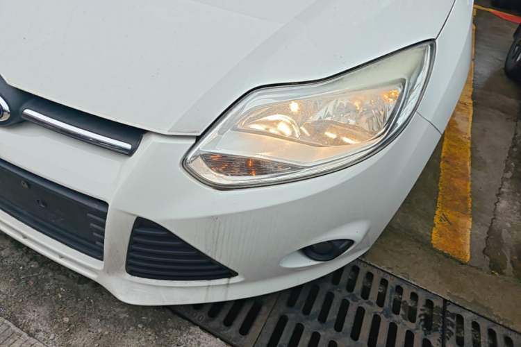 Used Ford Focus 2012 Hatchback 1.6L Automatic Comfort Model Left Front Headlight