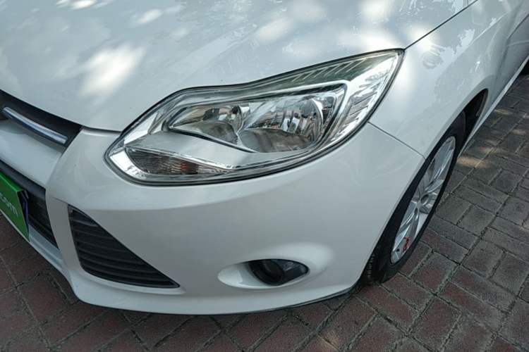 Used Ford Focus 2012 Hatchback 1.6L Manual Comfort Model Left Front Headlight