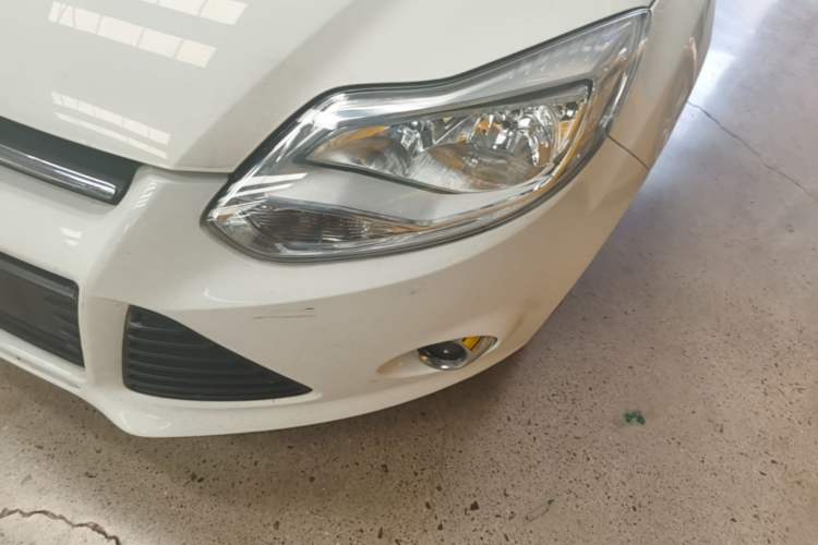 Used Ford Focus 2012 Sedan 1.6L Manual Fashion Edition Left Front Headlight