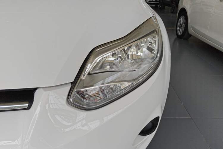 Used Ford Focus 2012 Hatchback 1.6L Automatic Comfort Model Left Front Headlight