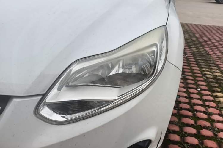 Used Ford Focus 2012 Hatchback 1.6L Automatic Comfort Model Left Front Headlight