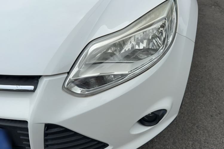 Used Ford Focus 2012 Hatchback 1.6L Automatic Comfort Model Left Front Headlight