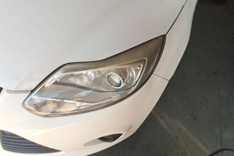 Used Ford Focus 2012 Hatchback 1.6L Automatic Comfort Model Left Front Headlight