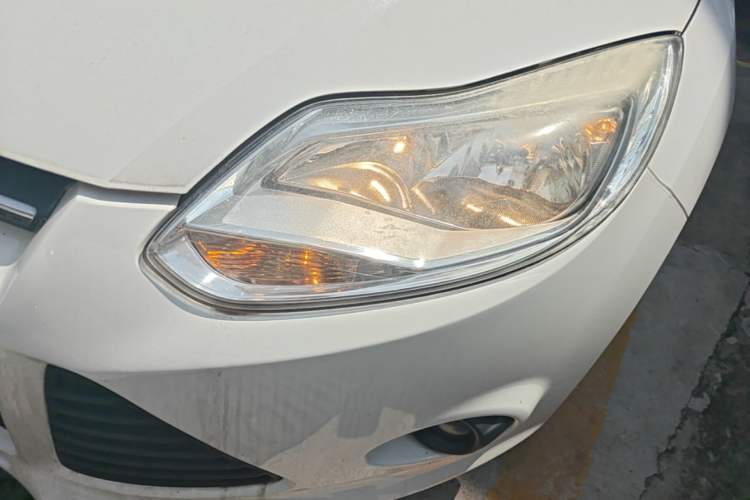 Used Ford Focus 2012 Hatchback 1.6L Automatic Comfort Model Left Front Headlight
