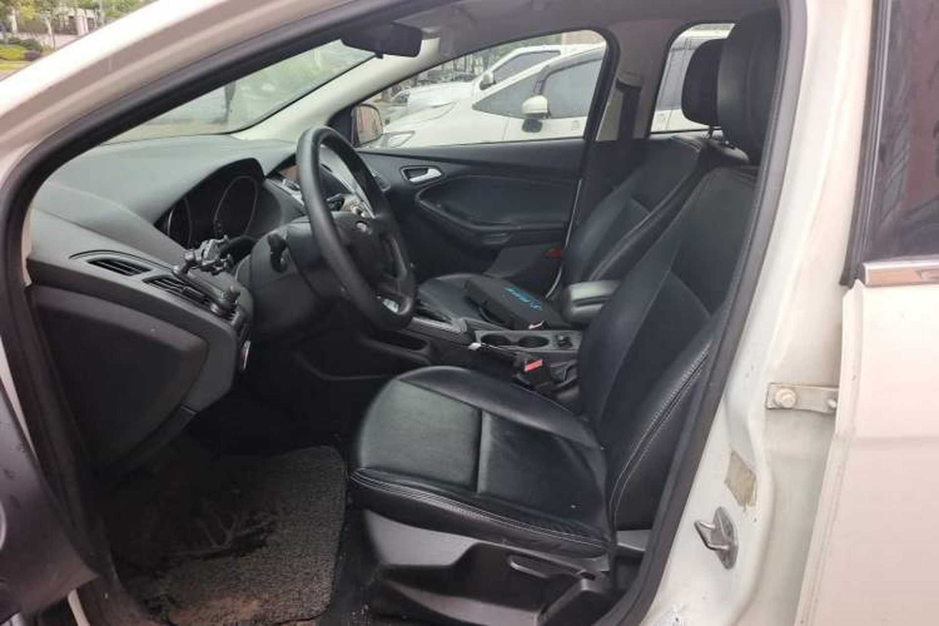 Used Ford Focus 2012 Hatchback 1.6L Automatic Comfort Model Left Front Seat