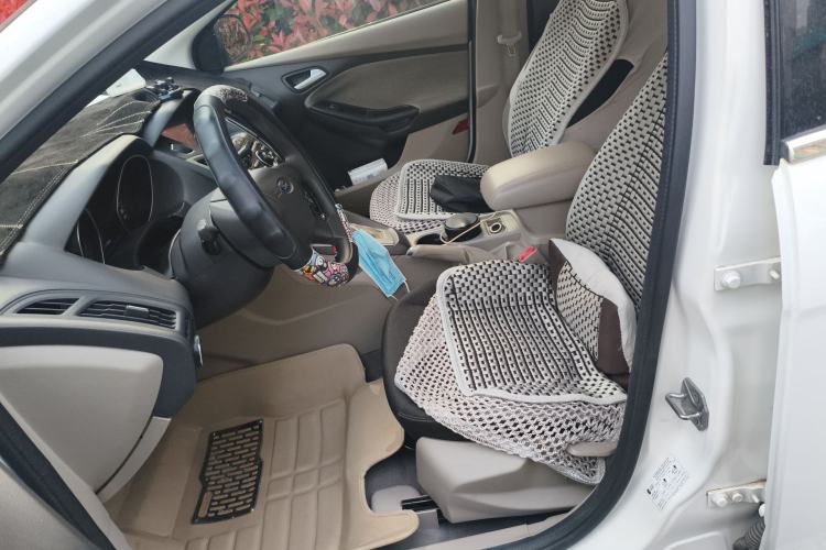 Used Ford Focus 2012 Sedan 1.6L Automatic Comfort Model Left Front Seat