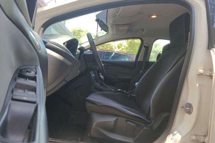 Used Ford Focus 2012 Hatchback 1.6L Automatic Comfort Model Left Front Seat
