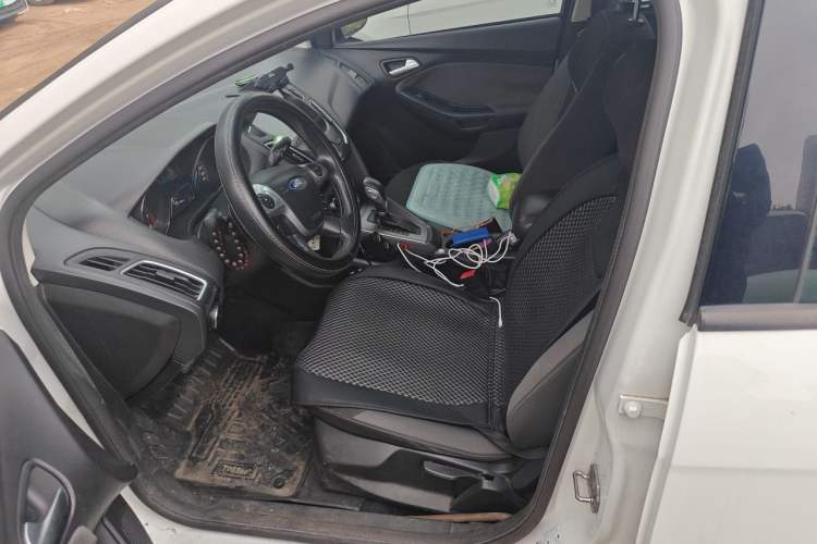 Used Ford Focus 2012 Hatchback 1.6L Automatic Comfort Model Left Front Seat