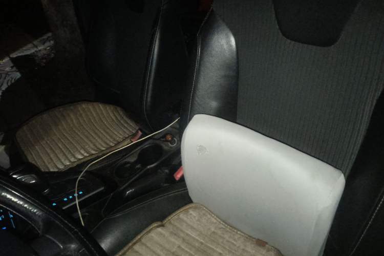 Used Ford Focus 2012 Hatchback 1.6L Automatic Fashion Edition Left Front Seat