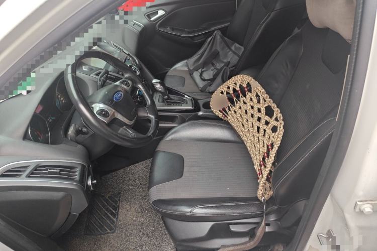Used Ford Focus 2012 Sedan 1.6L Automatic Fashion Edition Left Front Seat