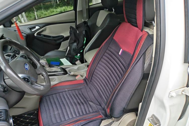 Used Ford Focus 2012 Hatchback 1.6L Automatic Fashion Edition Left Front Seat