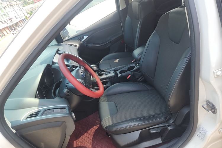 Used Ford Focus 2012 Hatchback 1.6L Automatic Fashion Edition Left Front Seat