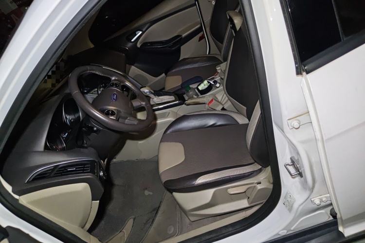 Used Ford Focus 2012 Sedan 1.6L Automatic Fashion Edition Left Front Seat