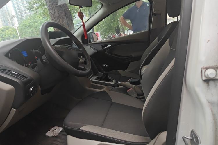 Used Ford Focus 2012 Sedan 1.6L Manual Comfort Model Left Front Seat