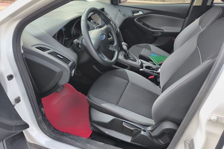 Used Ford Focus 2012 Hatchback 1.6L Automatic Comfort Model Left Front Seat
