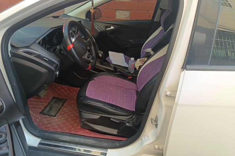 Used Ford Focus 2012 Hatchback 1.6L Automatic Fashion Edition Left Front Seat