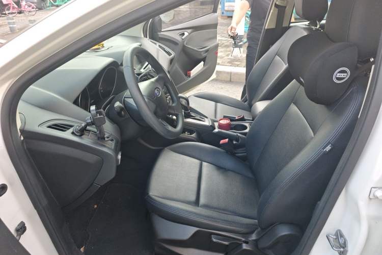 Used Ford Focus 2012 Hatchback 1.6L Automatic Comfort Model Left Front Seat