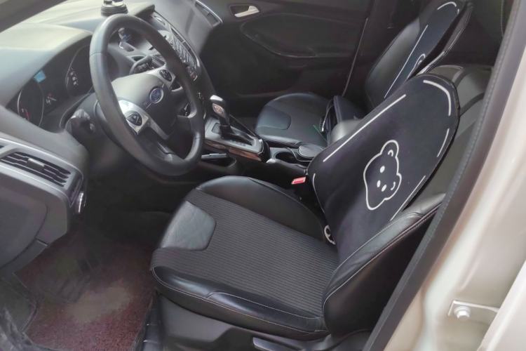 Used Ford Focus 2012 Hatchback 1.6L Automatic Fashion Edition Left Front Seat