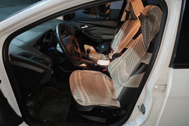 Used Ford Focus 2012 Hatchback 1.6L Manual Comfort Model Left Front Seat