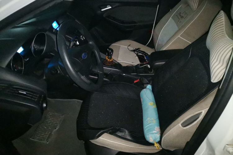 Used Ford Focus 2012 Hatchback 1.6L Manual Comfort Model Left Front Seat
