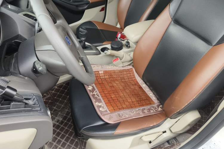 Used Ford Focus 2012 Sedan 1.6L Manual Comfort Model Left Front Seat