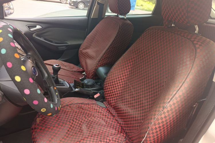 Used Ford Focus 2012 Hatchback 1.6L Manual Comfort Model Left Front Seat
