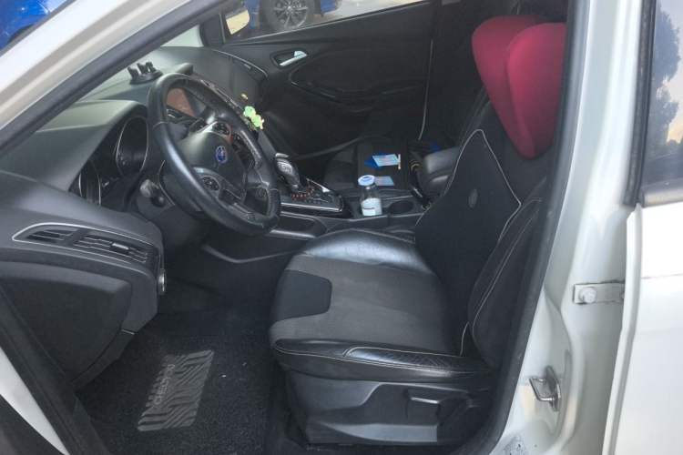 Used Ford Focus 2012 Hatchback 1.6L Automatic Fashion Edition Left Front Seat