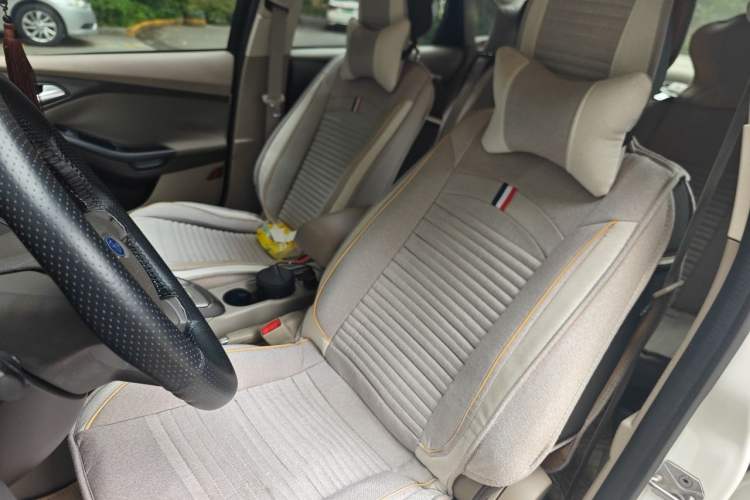 Used Ford Focus 2012 Sedan 1.6L Automatic Comfort Model Left Front Seat
