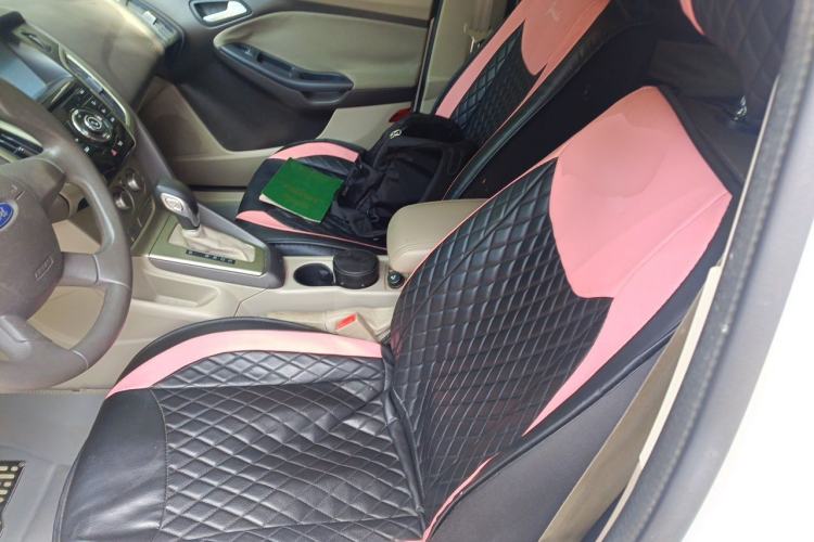 Used Ford Focus 2012 Sedan 1.6L Automatic Comfort Model Left Front Seat