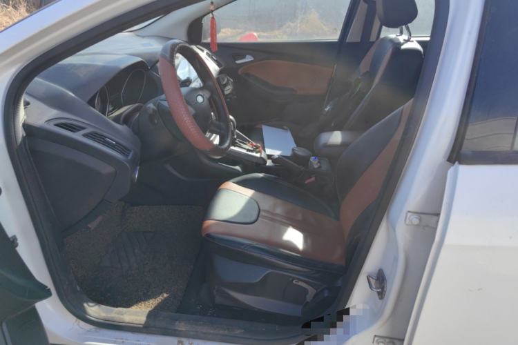 Used Ford Focus 2012 Hatchback 1.6L Automatic Comfort Model Left Front Seat