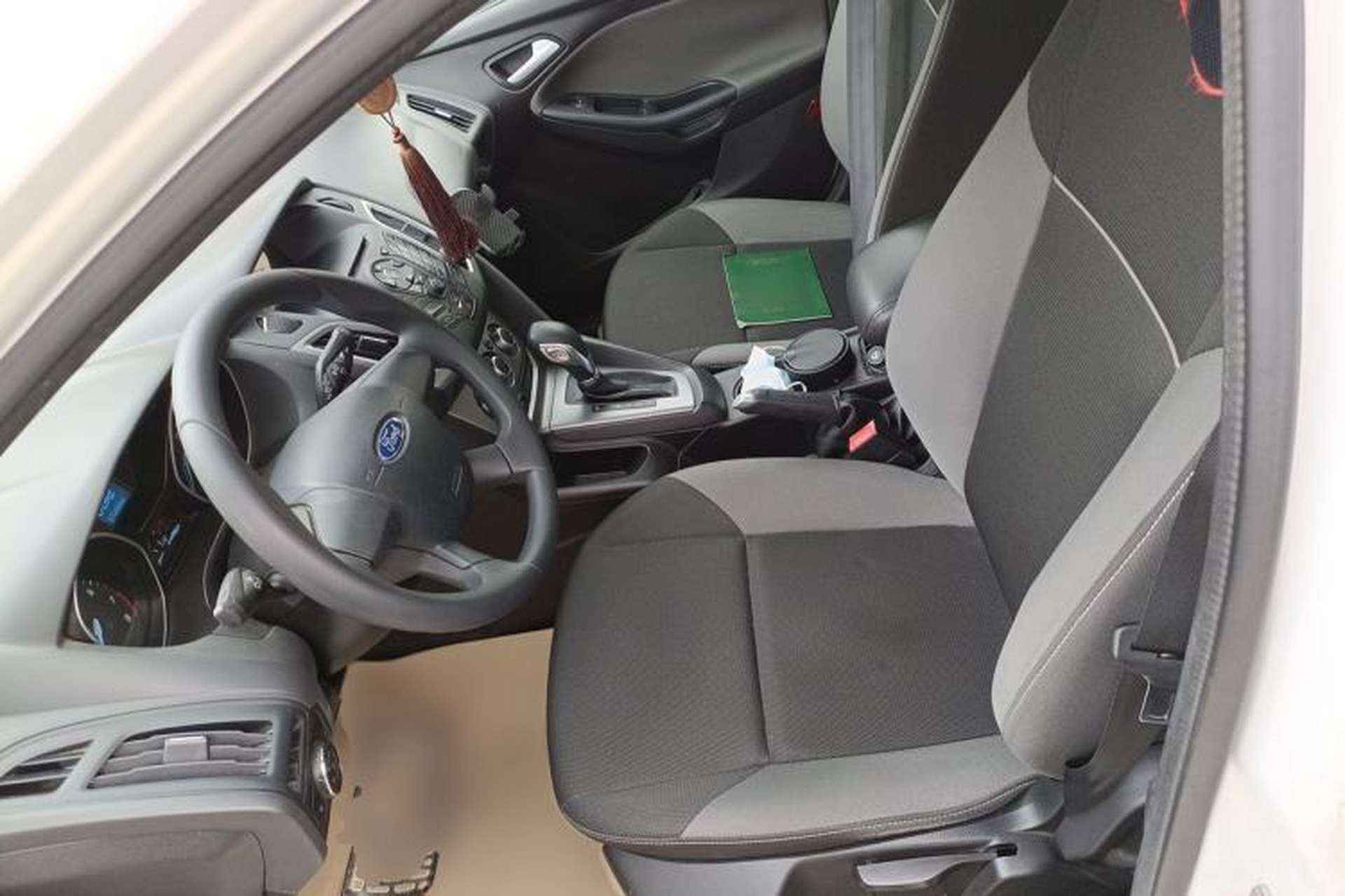 Used Ford Focus 2012 Hatchback 1.6L Automatic Fashion Edition Left Front Seat