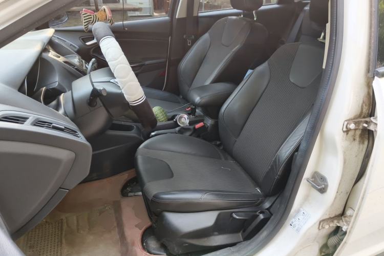 Used Ford Focus 2012 Hatchback 1.6L Automatic Fashion Edition Left Front Seat