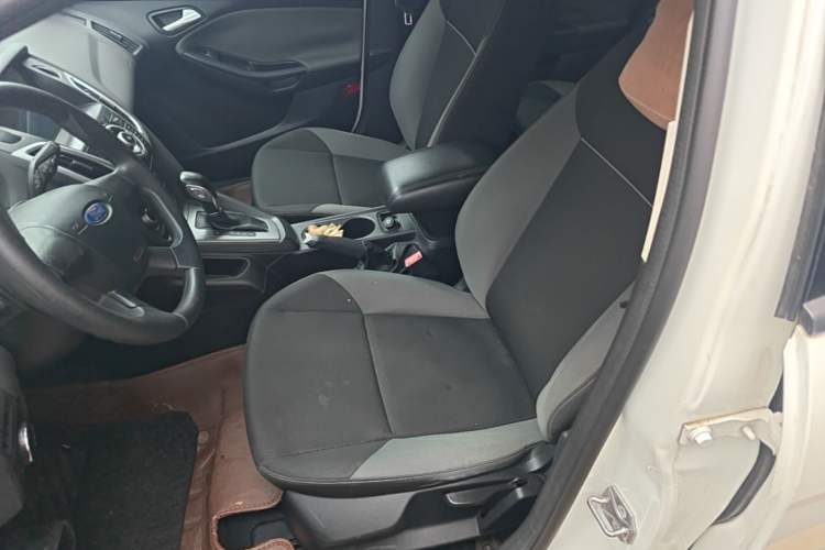 Used Ford Focus 2012 Hatchback 1.6L Automatic Comfort Model Left Front Seat